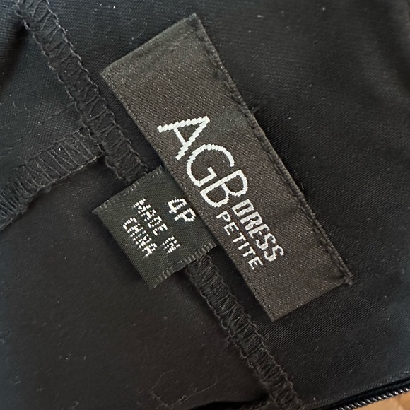 SOLD - Women’s halter dress - size 4P - Picture 2 of 4